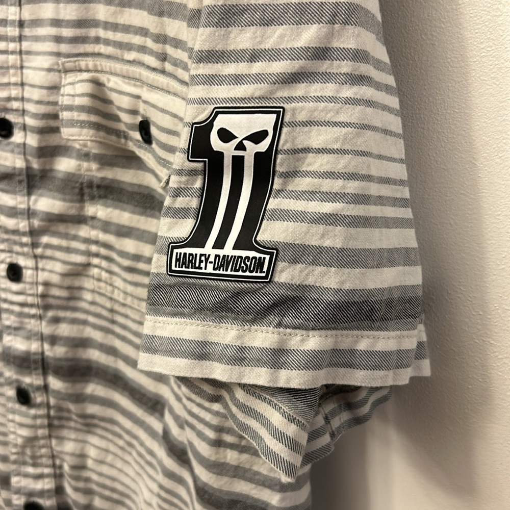 Harley Davidson Men’s Button Up Shirt Size XL - Picture 3 of 6